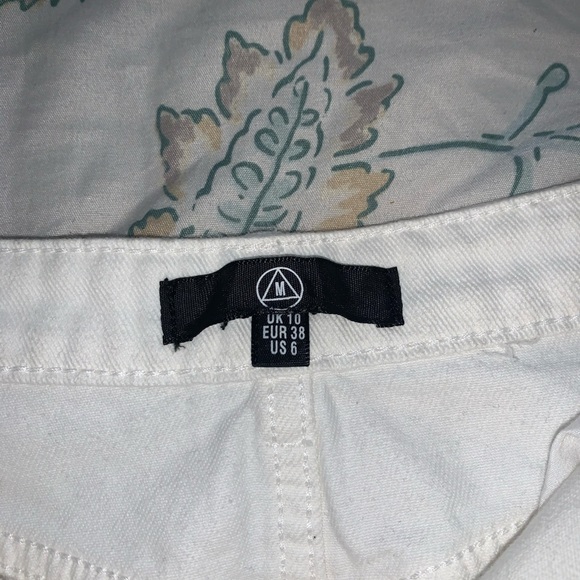 White denim mini skirt - Picture 4 of 4